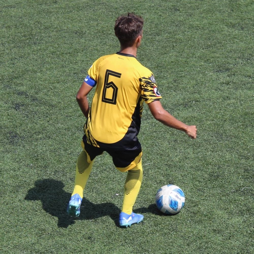 Angel Vivas en un partido, foto 60 de 62